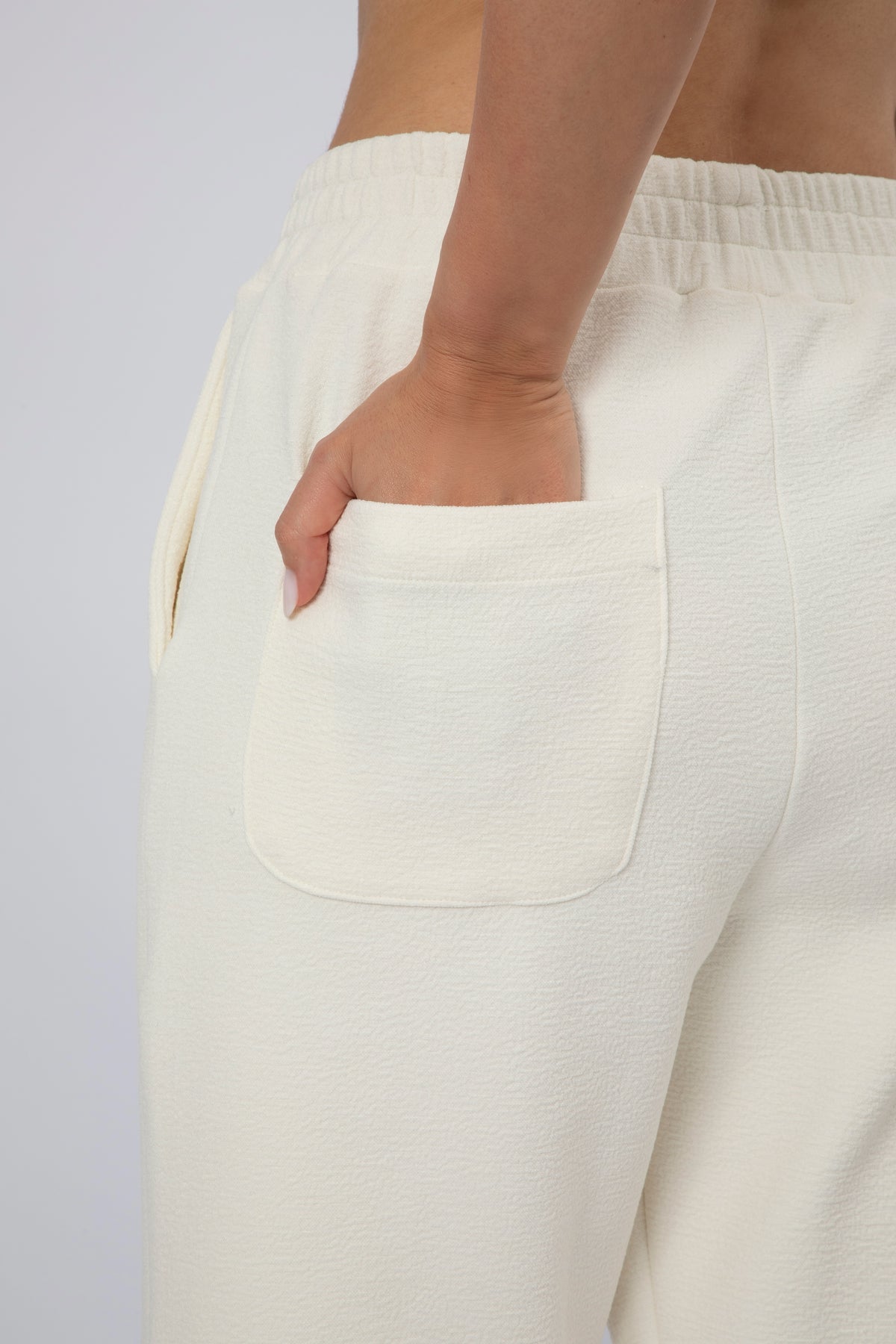 Calça Wide Leg com Cintura Alta